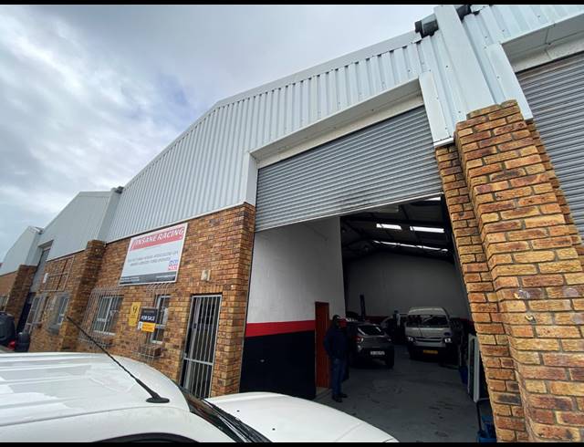 154M² WAREHOUSE FOR SALE IN KILLARNEY GARDENS